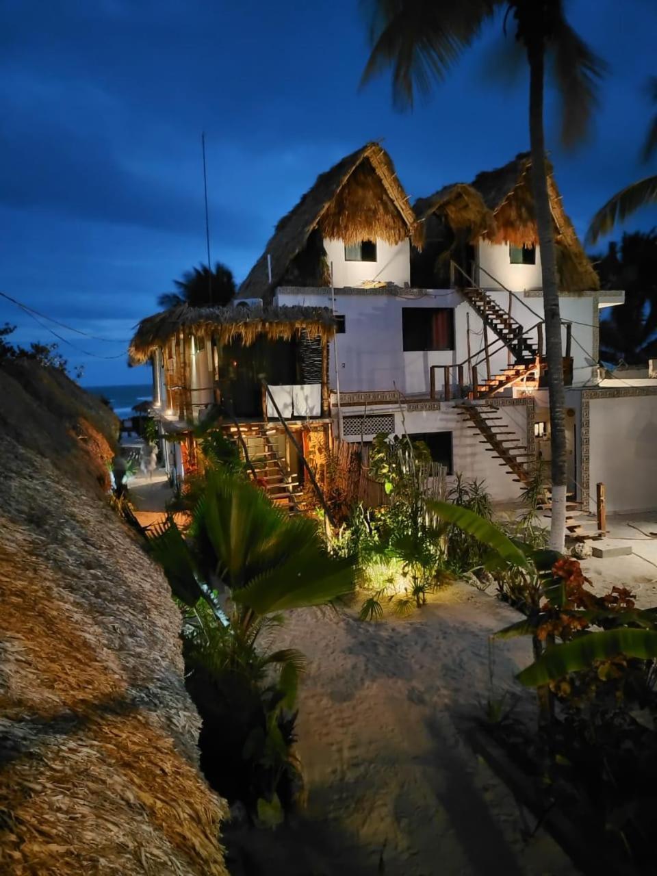 Casa Mate Beachfront Houses 엘 쿠요 외부 사진